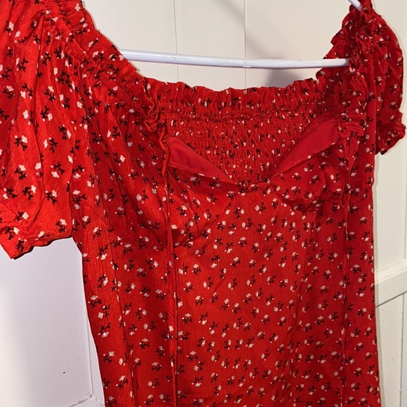 Red Floral Large Off The Shoulder Red Mini Dress - Picture 14 of 15